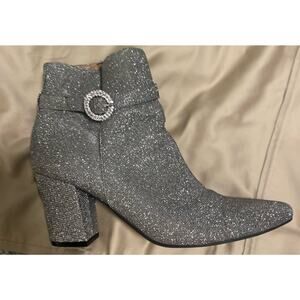 Life Stride Pointy Toe Ankle Boots Size 9.5 Block Heel